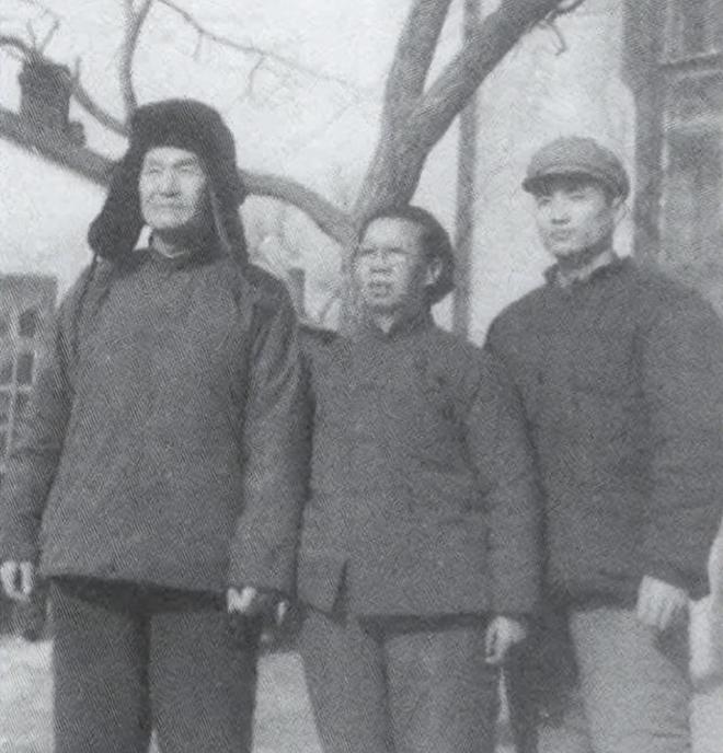 “5亿吨冰层突然崩塌,很可能是永久冻土发生变化所致”,山体滑坡专家:尼泊尔境内发生冰岩崩之前,没有明显的地表异常信号