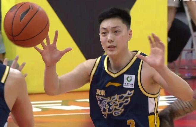 承诺开玩笑:去年车企集体承诺"60天内付款",一个都没做到!小鹏汽车最猛,一口气拉长57天!