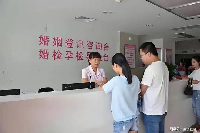 朝鲜攻击无人机生产工厂内部画面首次公开，产品摆满整个车间