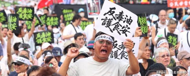 38岁刘亦菲抱小狗亮相七夕！整个娱乐圈都安静了，只知道她颜值高，却不知她还有一个好习惯