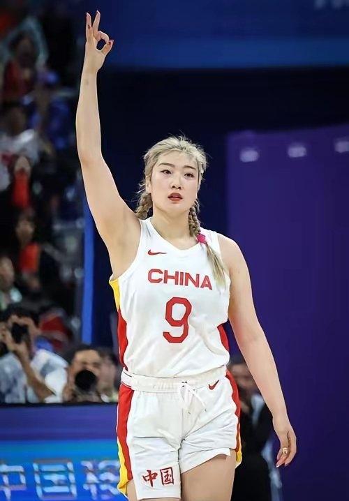 这是钱学森和夫人蒋英晚年时的真实样貌夫妇俩的笑容纯粹又温暖！