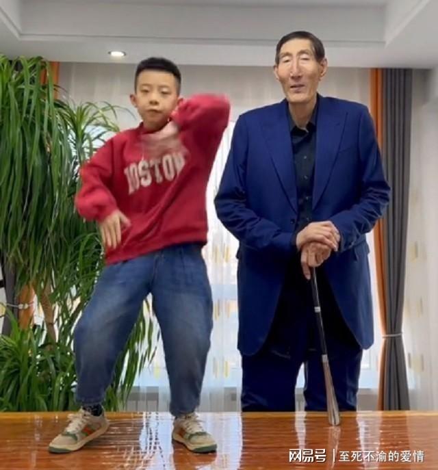 无名导演彻底上岸！《牛来》票房突破1000万，目前可拿336.2万元收益