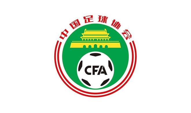 重返赛道，00后贵州姑娘李仁香在六盘水迎来全马首冠