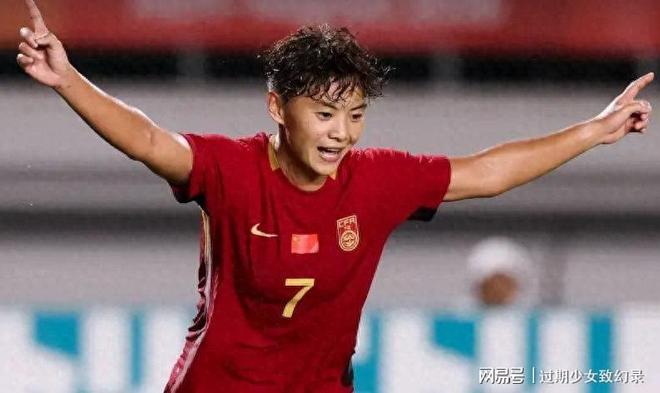 离谱!中国女篮25岁投手,10中0两战怒砍0分,球迷:史上最差投手