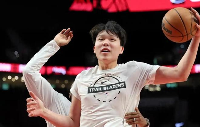 世界杯富豪榜：C罗年入3亿美元登顶，18岁亚马尔已年入4300万美元