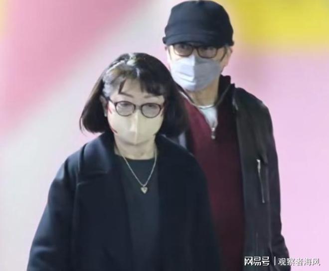 队报:勒沃库森3200万欧报价里昂边锋阿丰索