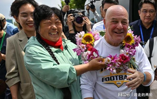 男篮最新消息！2将驰援！2米12长人可替代王少杰，朱芳雨留后手，焦泊乔17分回暖