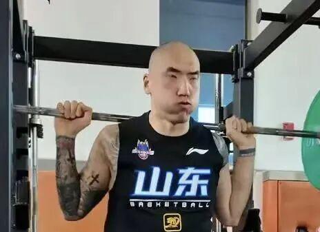 125亿美元天价易手!洛杉矶湖人队刷新职业体育最高估值纪录