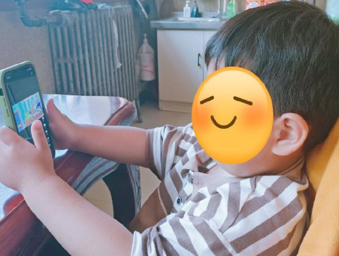 孩子说“再玩10分钟”，父母的第一反应，正在改写他以后的人生