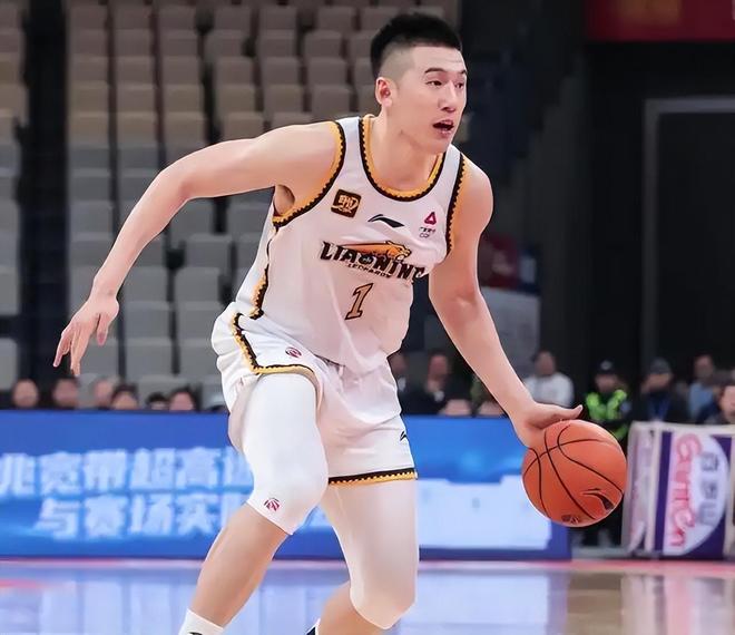 同曦不愧是网红大队！签说唱歌手J Cole，已跟队训练，历史第一档