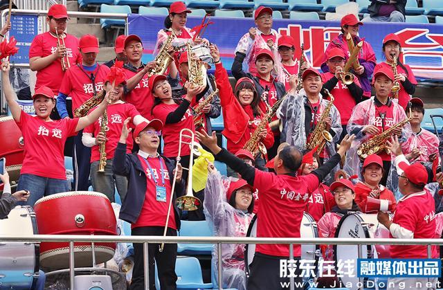 53年后，纽约尼克斯队再夺NBA总冠军！球迷沸腾了