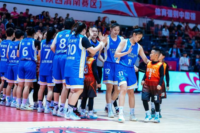 “鸠摩智”李国麟随蓉城远征客场：我最喜欢的韦世豪绝杀比赛