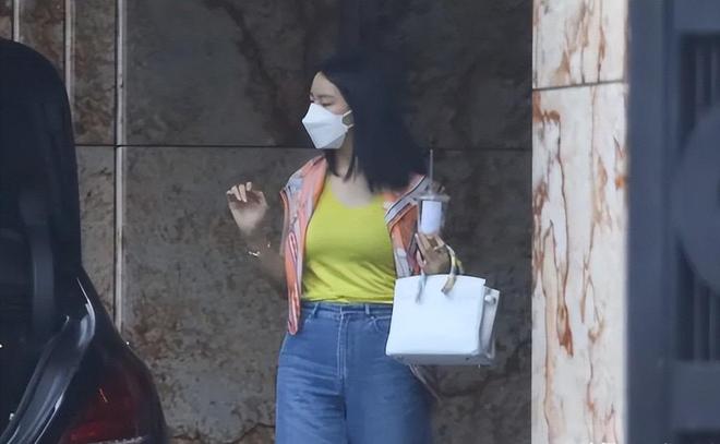 皇马小将父亲确认儿子今夏离开;巴萨37岁莱万自由身加盟芝加哥
