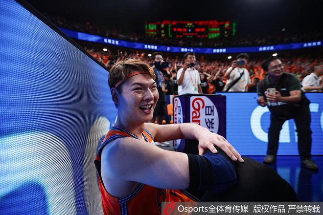 尼克斯三核曾共创维拉诺瓦王朝 如今距离NBA总冠军只差一胜